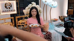 Momen Natal Hangat Sarwendah, Makan Bareng Keluarga dan Giorgio Antonio