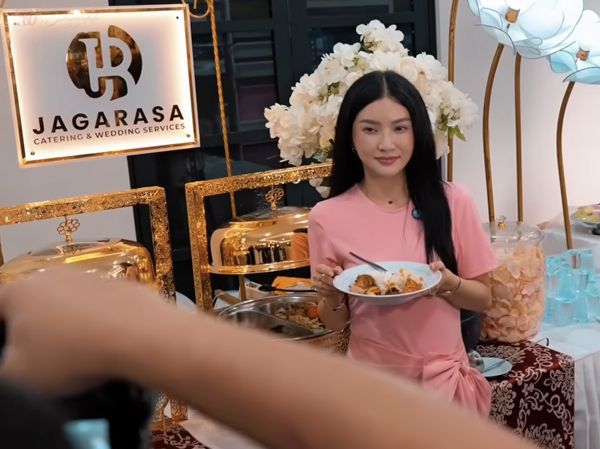 Momen Natal Hangat Sarwendah, Makan Bareng Keluarga dan Giorgio Antonio