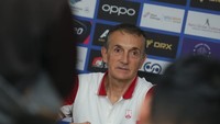 Milo Akui Masalah Persis, Bidik Kebangkitan Lawan Persik