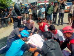 Sunarti Pemotor Lansia Tewas Usai Terlindas Truk Tangki CPO di Samarinda