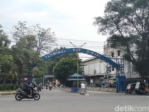 Bus Tujuan Daerah Terdampak Bencana di Terminal Binjai Sepi Penumpang