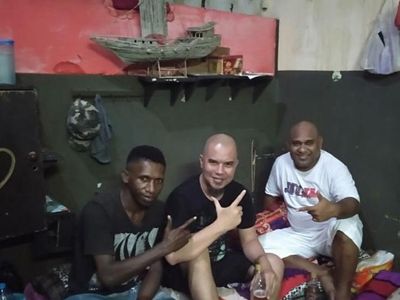 Ahmad Dhani Pamer Foto saat Dipenjara di Cipinang