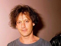 Video Perry Bamonte, Gitaris The Cure Tutup Usia