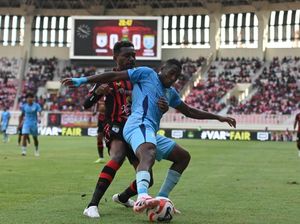 Persela Takluk 2-0 dari Persipura di Jayapura