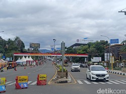 One Way Diberlakukan Siang Ini, Kendaraan ke Puncak Ditahan di Gadog