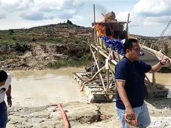 Penertiban PETI Besar-besaran di Kuansing, Puluhan Rakit Dimusnahkan