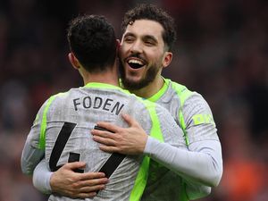 Nottingham Forest Vs Man City: Menang 2-1, The Citizens ke Puncak