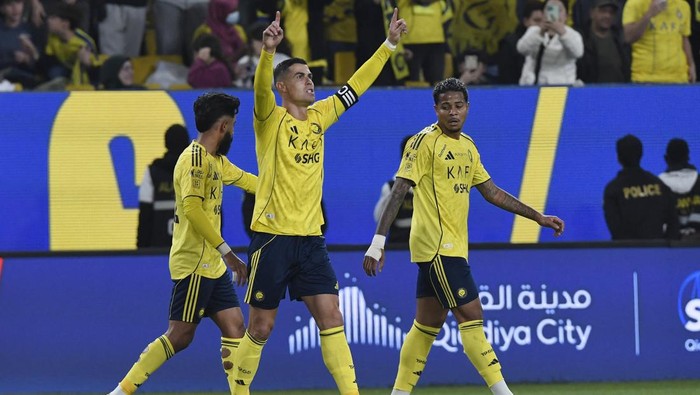 Al Nassr Vs Al Akhdoud: Ronaldo Dua Gol, Global One Menang 3-0