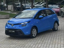 Bocoran Honda Jazz Facelift, Lampu Makin Sipit