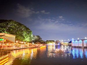 8 Restoran di Semarang dengan View Bagus, Menunya Enak dan Harganya Murah