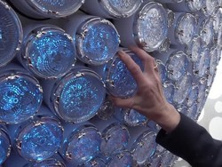 Video Close-up! Detail Kristal di Bola Tahun Baru 2026 Times Square