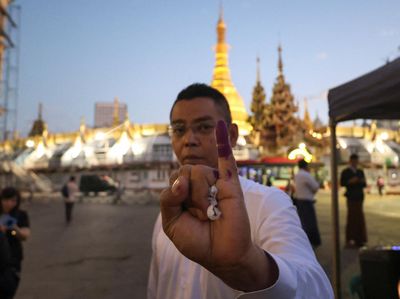 Pemilu Myanmar Digelar, Warga Antusias Datangi TPS di Kyauktada