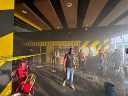 Kebakaran di Citimall Diduga Tabung Gas Meledak di Tenan, 1 Orang Terluka