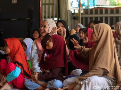 Roemah Tawon - Tebar Baik Gelar Kegiatan Belajar untuk Anak Tanah Tinggi