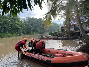 Bocah 7 Tahun yang Tenggelam di Sungai Komering OKI Belum Ditemukan