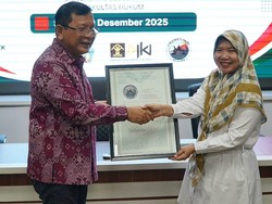 Buleleng Resmi Kantongi Sertifikat Indikasi Geografis Kopi Robusta Lemukih
