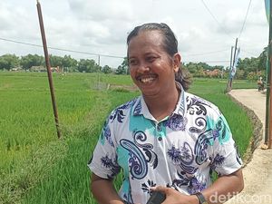 Crazy Rich Sampang Ini Habiskan Rp 2 M untuk Perbaiki Jalan di Desanya