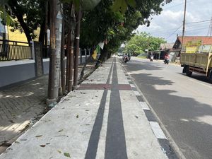 Guiding Block Tanpa Tekstur di Tangsel Kini Dicat Abu-abu, Ini Kata Warga