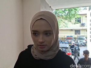 Ditolak Wardatina Mawa, Inara Rusli Kukuh Mau Damai di Kasus Dugaan Zina