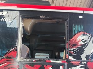 4 Hal tentang Batu Beterbangan di Tol Jogja-Solo yang Meresahkan