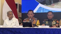 Kapolri: 10.759 Personel Dikerahkan ke Daerah Bencana Sumatera