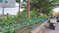 Kerap Dirusak Warga, Pemkot Mataram Pasang Pagar di Taman-taman Bypass