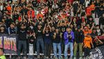 Pesta di GBK, Pemain Persija dan Jakmania Rayakan Kemenangan