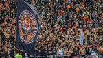 Pesta di GBK, Pemain Persija dan Jakmania Rayakan Kemenangan