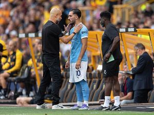 Guardiola pada Cherki: Kadang Saya Marahin, Kadang Mau Saya Cium