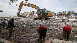 Revitalisasi Dimulai, Rusun Marunda Blok C Kini Rata dengan Tanah