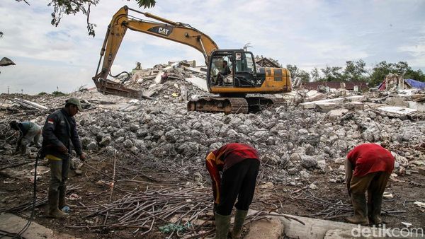 Revitalisasi Dimulai, Rusun Marunda Blok C Kini Rata dengan Tanah