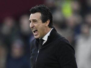 Emery Belum Pikirkan Peluang Juara Aston Villa