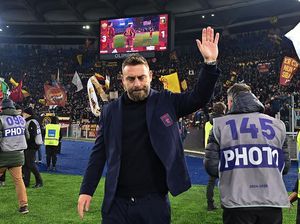 Roma Vs Genoa: Momen Emosional De Rossi Kembali ke Olimpico