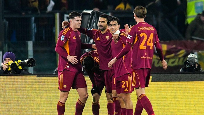 Roma Vs Genoa: Il Lupi Menang 3-1
