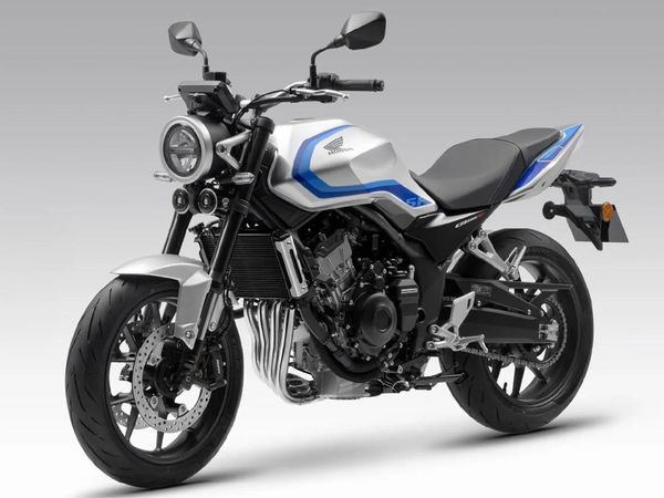 Potret Honda CB500 Super Four Terbaru yang Bisa Pindah Gigi Tanpa Tarik Kopling