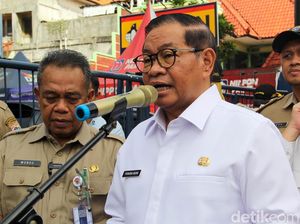 Video: Malam Tahun Baru, Transum di Jakarta Lanjut Sampai Jam 2 Pagi