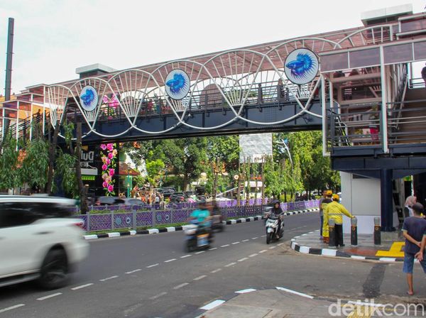 JPO Pesanggrahan Resmi Dibuka, Lengkap dengan Lift dan Desain Ikonik