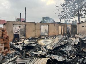 5 Rumah Terbakar di Rantepao Toraja Utara Diduga Akibat Korsleting