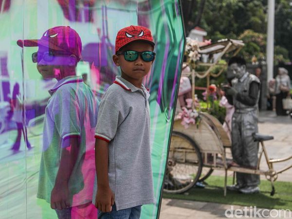 Libur Akhir Tahun, Warga Pilih Kota Tua untuk Wisata