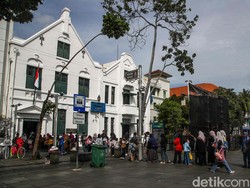 Sejarah Museum Wayang, Gereja Kuno & Nisan Jenderal VOC J.P. Coen