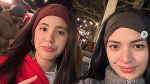 Foto Nia Ramadhani dan Mikhayla Liburan di Belanda, Ibu-Anak Cantik Maksimal
