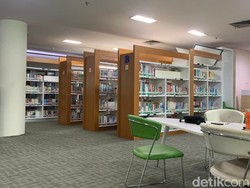 Perpustakaan Dispusipda Jabar, Oase Literasi Nyaman-Gratis di Bandung