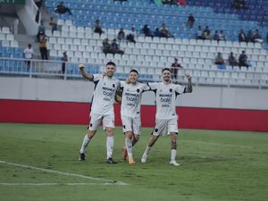 Arema Vs Persita: Pendekar Cisadane Menang Dramatis