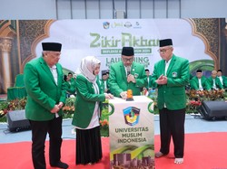 UMI Launching Penerimaan Mahasiswa Baru 2026 Lewat Zikir-Doa Bersama