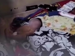 Bayi Ditinggal Ortu di Kosan Makassar Diduga Sengaja Direkam Warga demi Konten