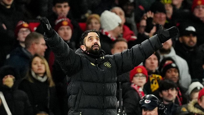 Amorim Pede MU Akan Finis 4 Besar, Asal...