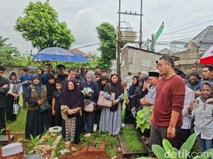 Kronologi Ayah Gilang Dirga Meninggal Dunia