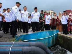Pemprov Jateng Kerahkan Pompa Air Tenaga Surya Tanggulangi Rob Demak