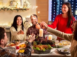 5 Hidangan Favorit yang Cocok Dinikmati Bersama Saat Malam Tahun Baru