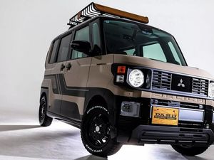 Tampang Mitsubishi Delica Mini yang Dipoles Bergaya Off Road